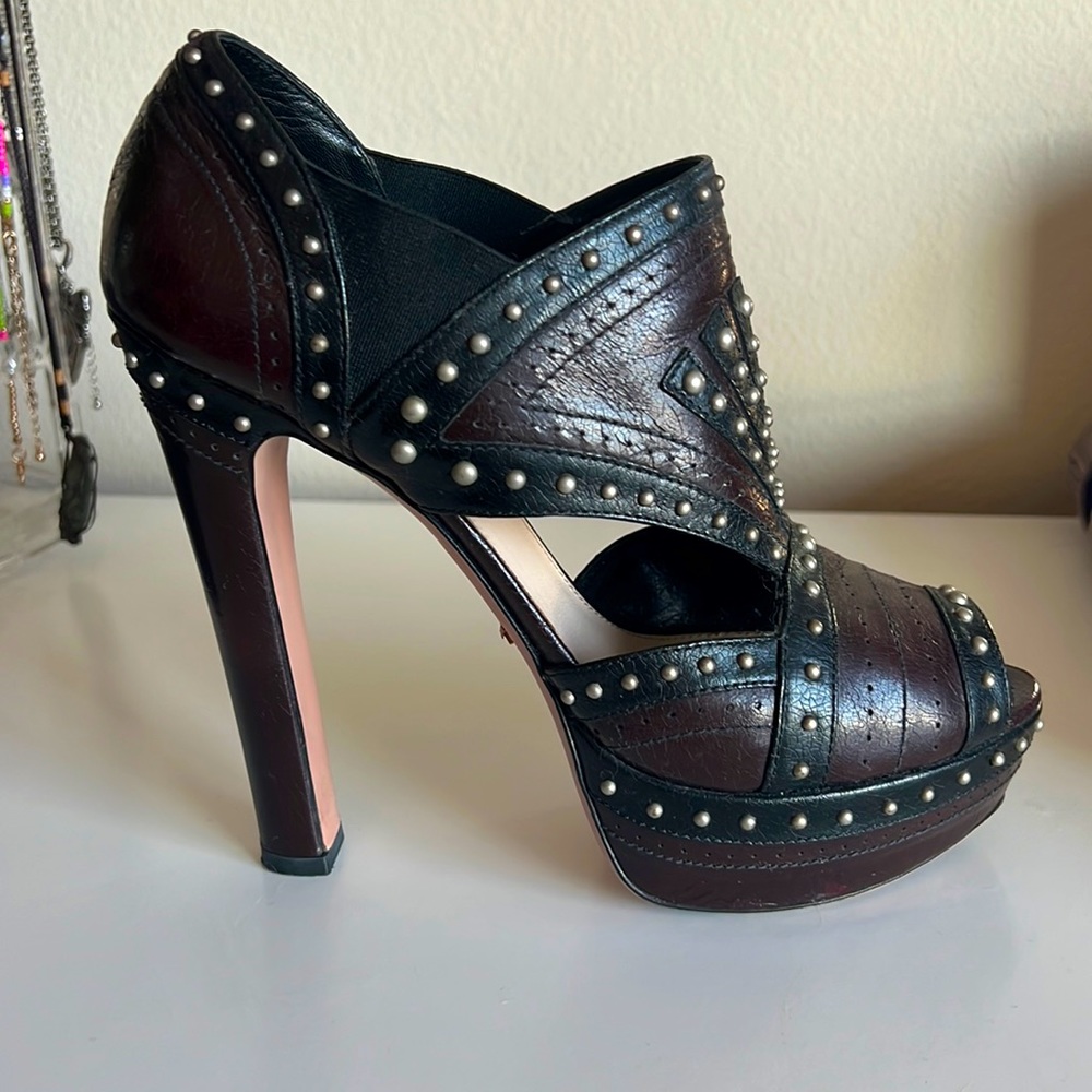 Prada, size 39, color burgundy-brown.